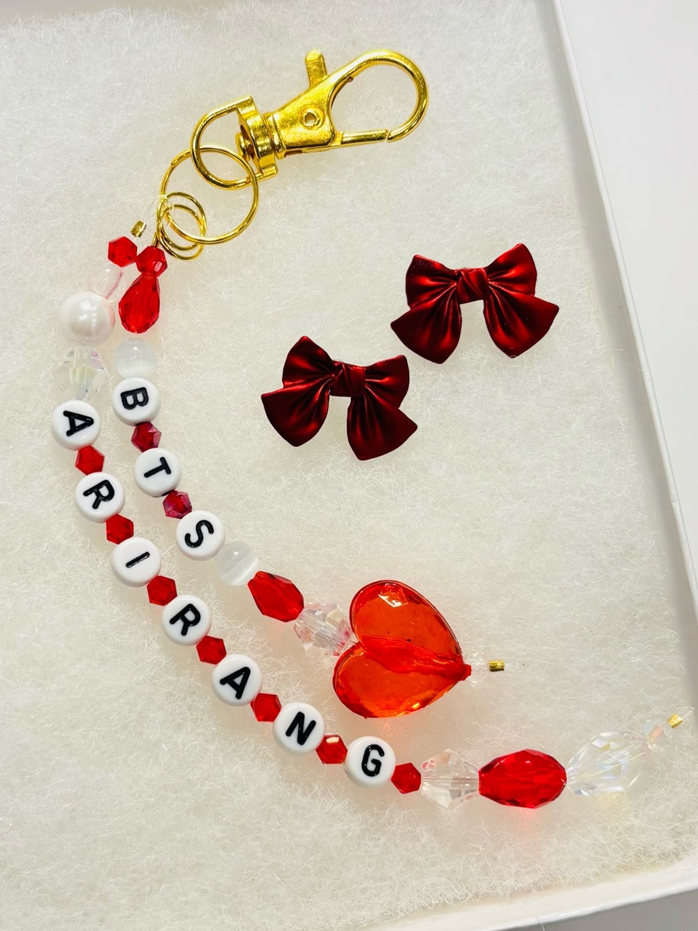 (2pcs) BTS ARIRANG 2026 Keychain & Bow Earring Bundle
